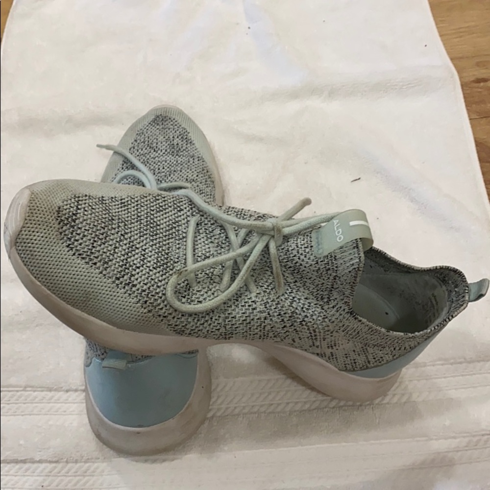 Shoes - Picture 2 of 3